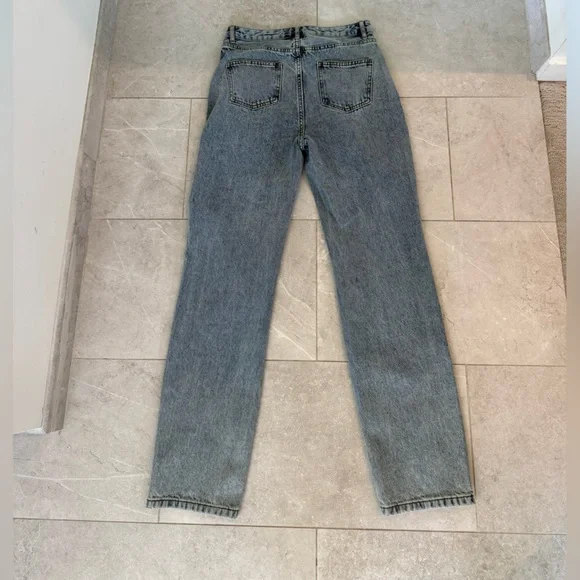 12th Tribe Dylan Light Asymmetrical Jean size 26 - Picture 6 of 6